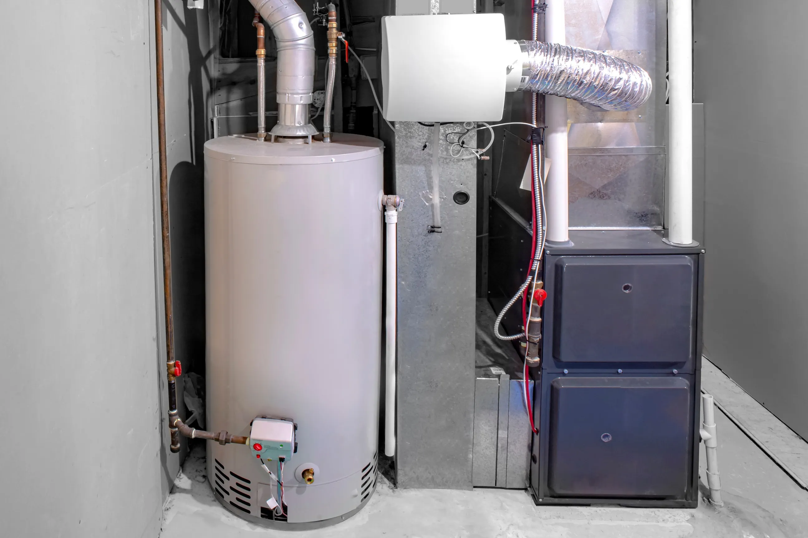 Licensed KCB Plumbing technician providing kitchen & bathroom drain cleaning services in Orange County, CA