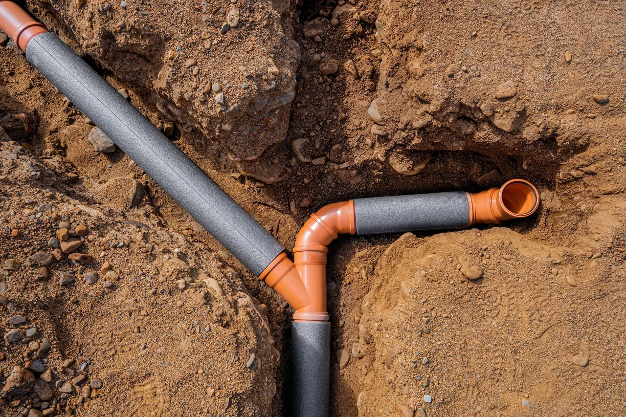 Licensed KCB Plumbing technician providing hydro jetting services in Orange County, CA